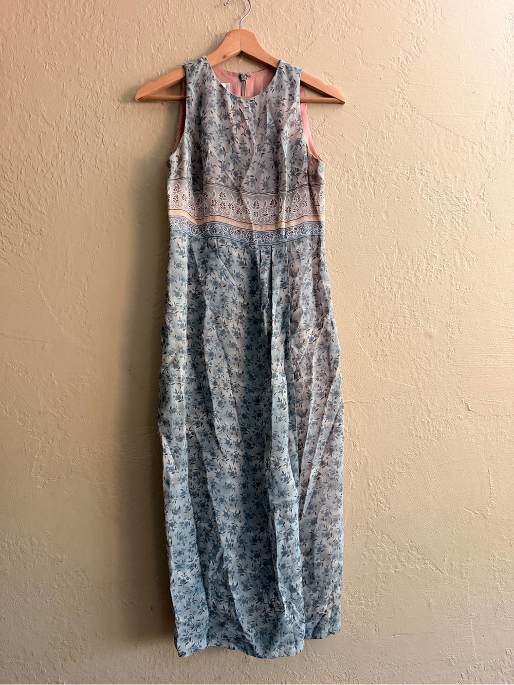 Donna Ricco Blue Floral Maxi Dress with Pink Lining